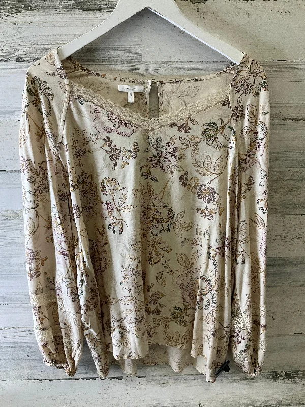 Top Long Sleeve By Maurices In Cream, Size: 1x